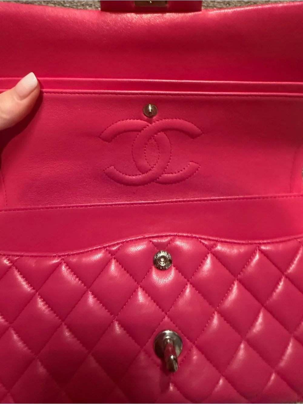 Chanel Classic Flap Bag in rare Hot Pink - Quilted Lambskin Leather Shoulder Bag
